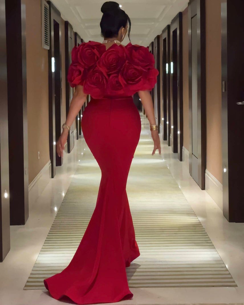 Lady In Rouge - CHADAN