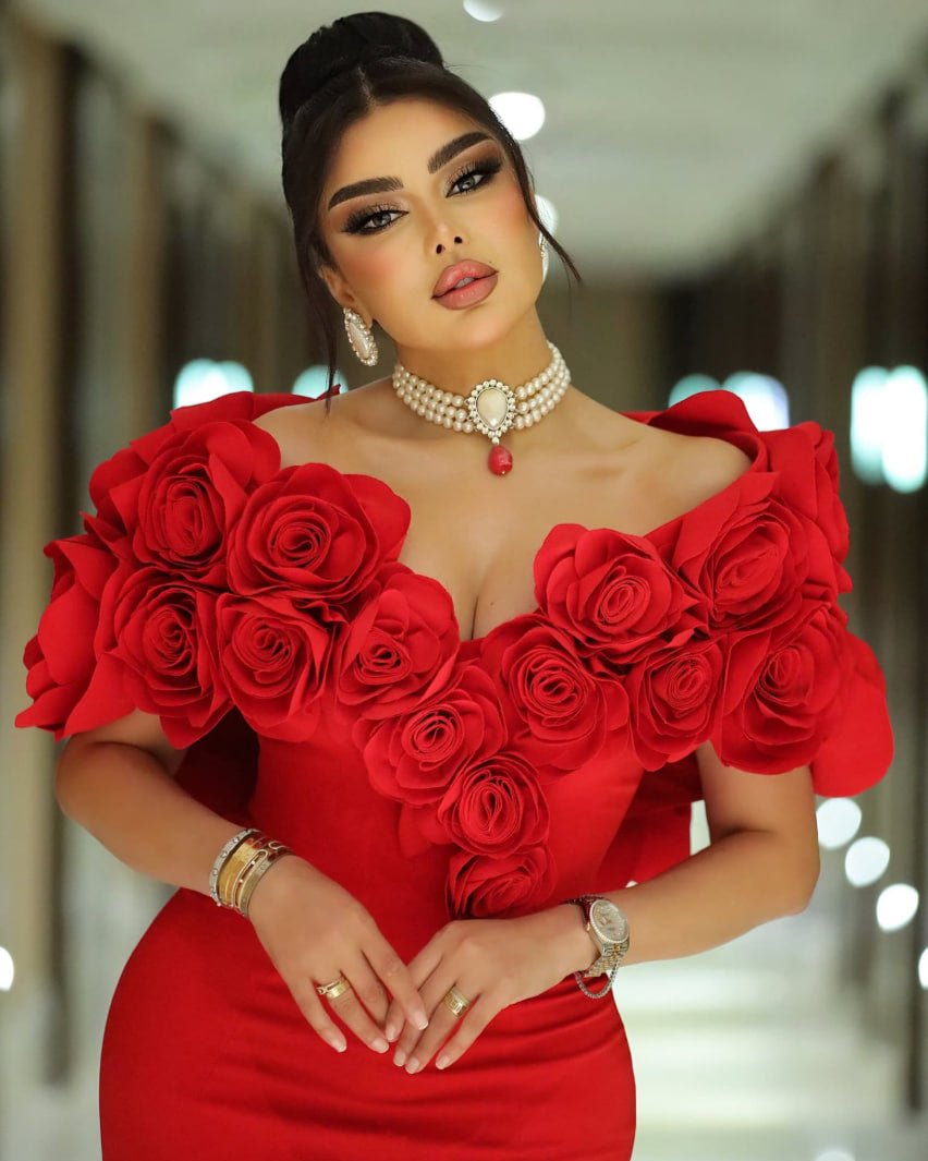 Lady In Rouge - CHADAN
